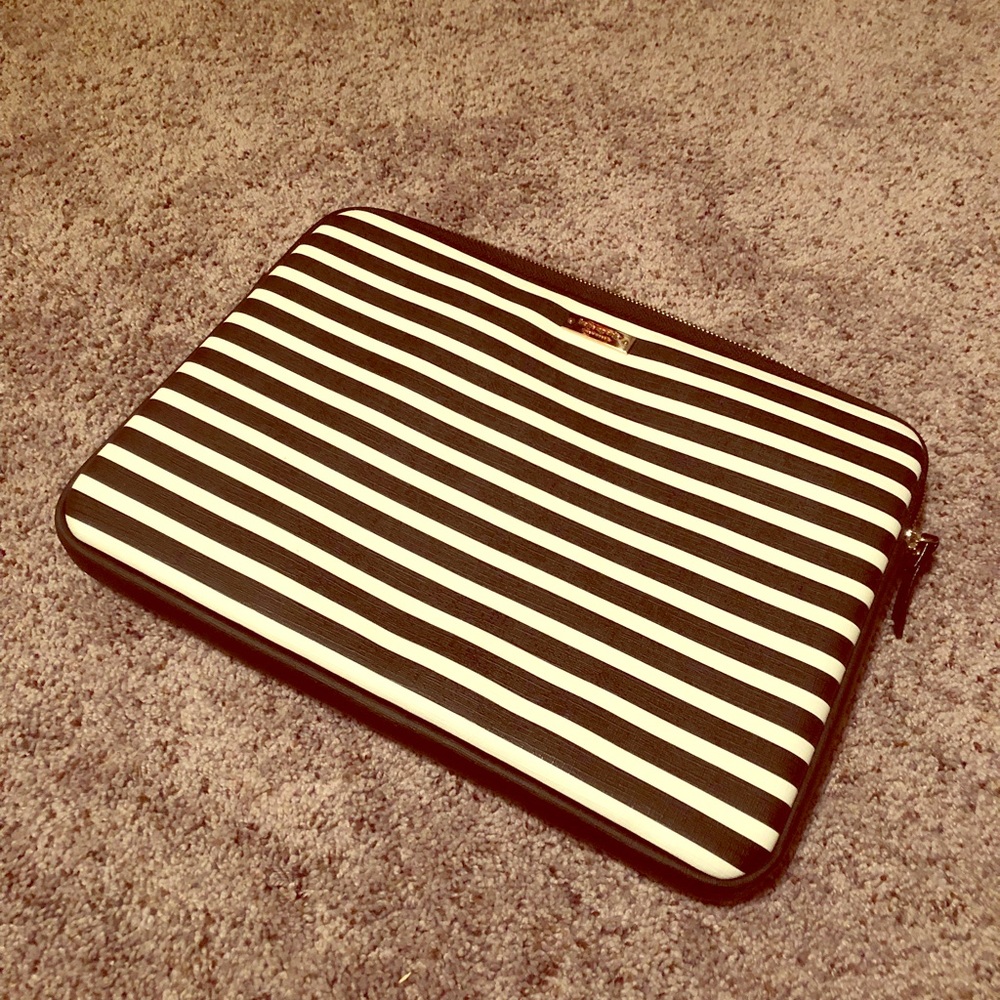 Kate Spade ♠️ laptop case